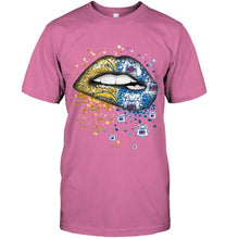 Load image into Gallery viewer, Los Angeles Chargers and Fresno State Bulldogs glitter pattern sexy lips t shirt